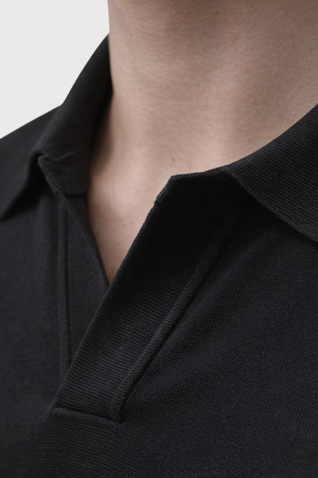 Buttonless Knitted Polo